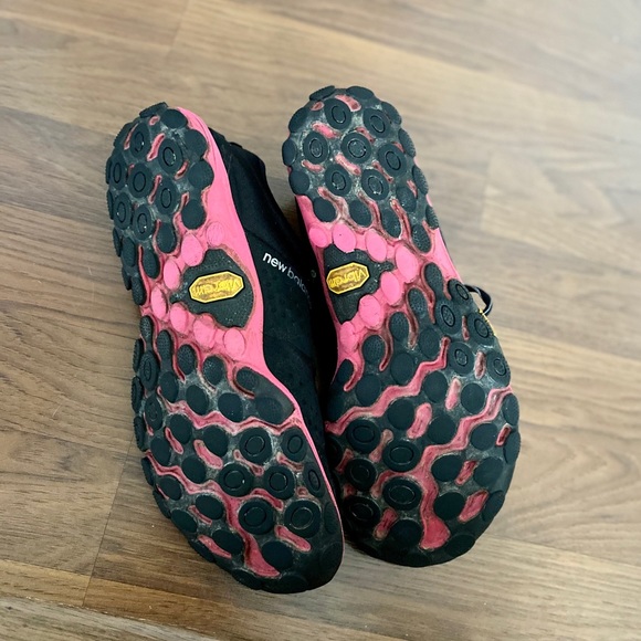 NEW BALANCE Women’s Sneakers - Picture 4 of 4